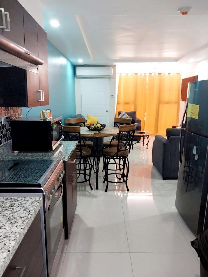 Impeccable 2-Br Apartment-Ornella Villa At Bayfront Villa Portmore Exterior foto